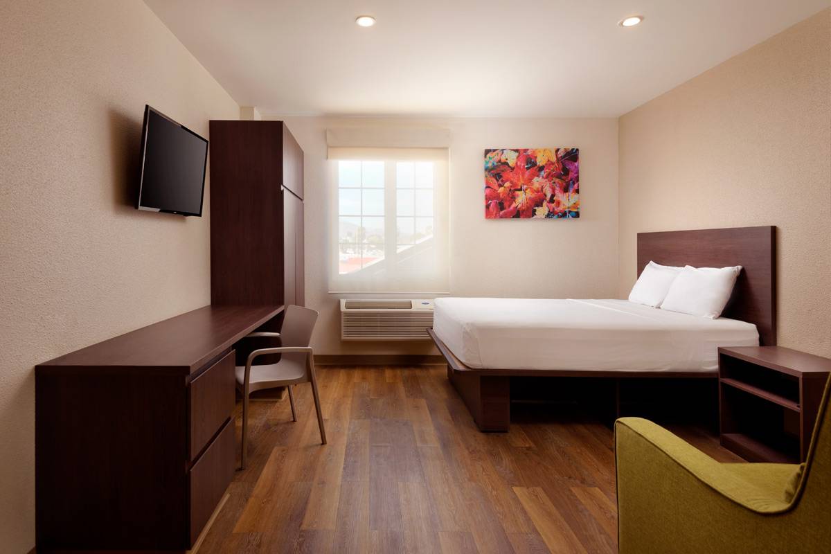 Handicap room Extended Suites Tijuana Macroplaza Hotel